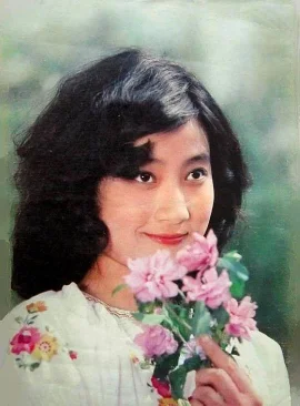 黄月美
