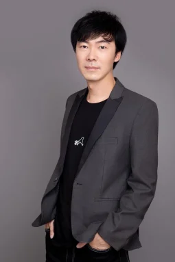 谭华