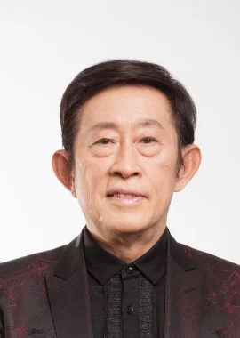 王立群