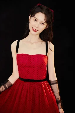 李婧瑶