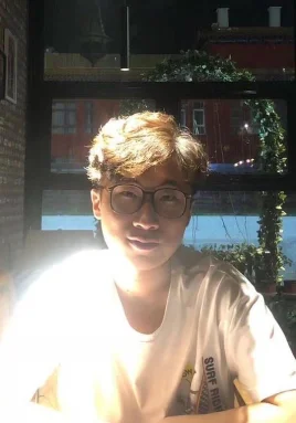 张津铭