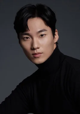 李宏内
