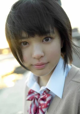 荒井萌