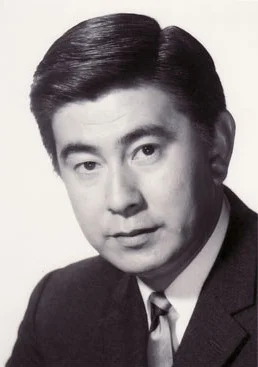 宇津井健